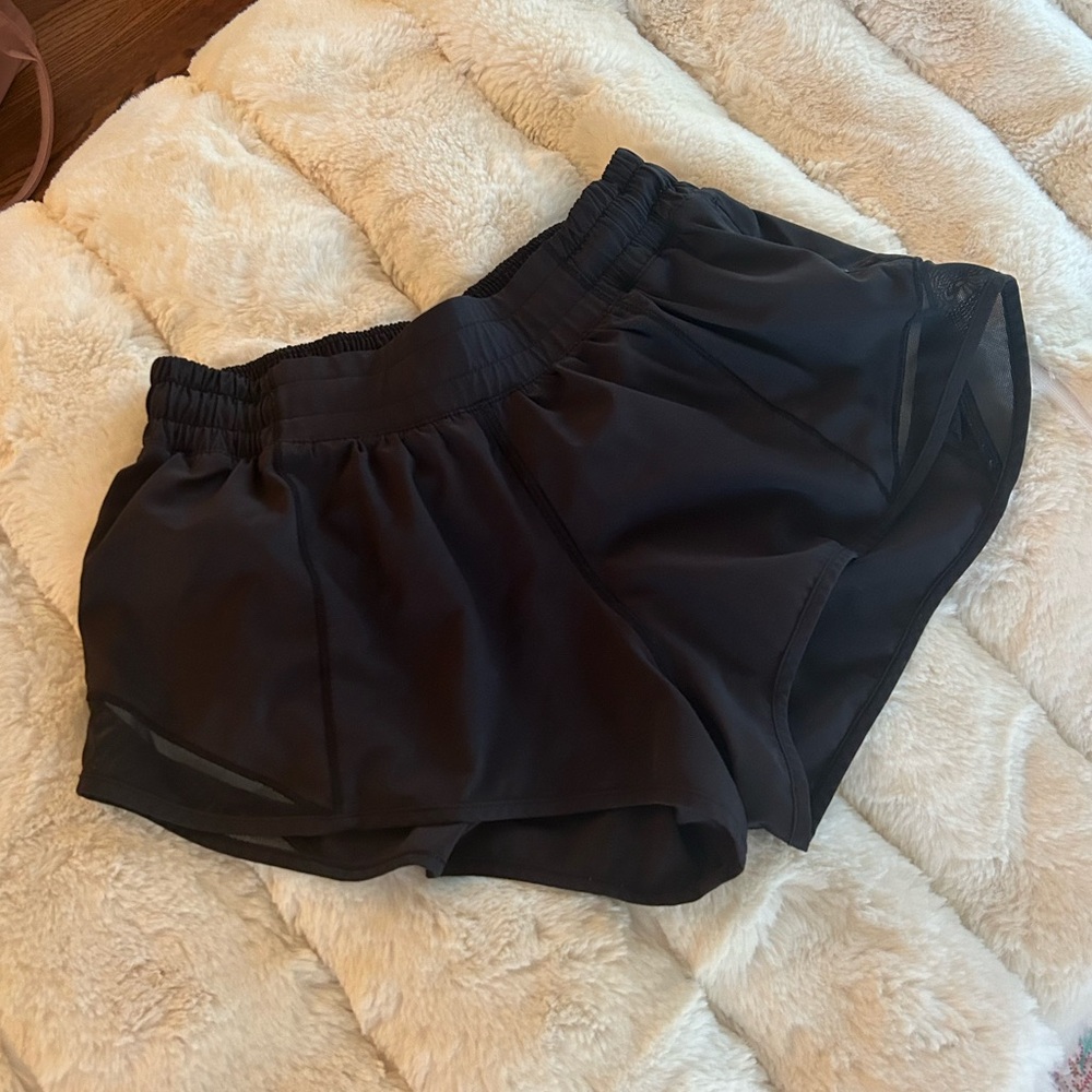Lululemon Black Hotty Hot Short Low Rise 2.5”